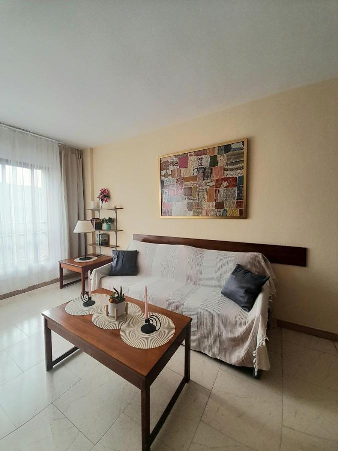 Nice Apartment In Hotel Ronda 4 First Beach Line Fuengirola Ngoại thất bức ảnh