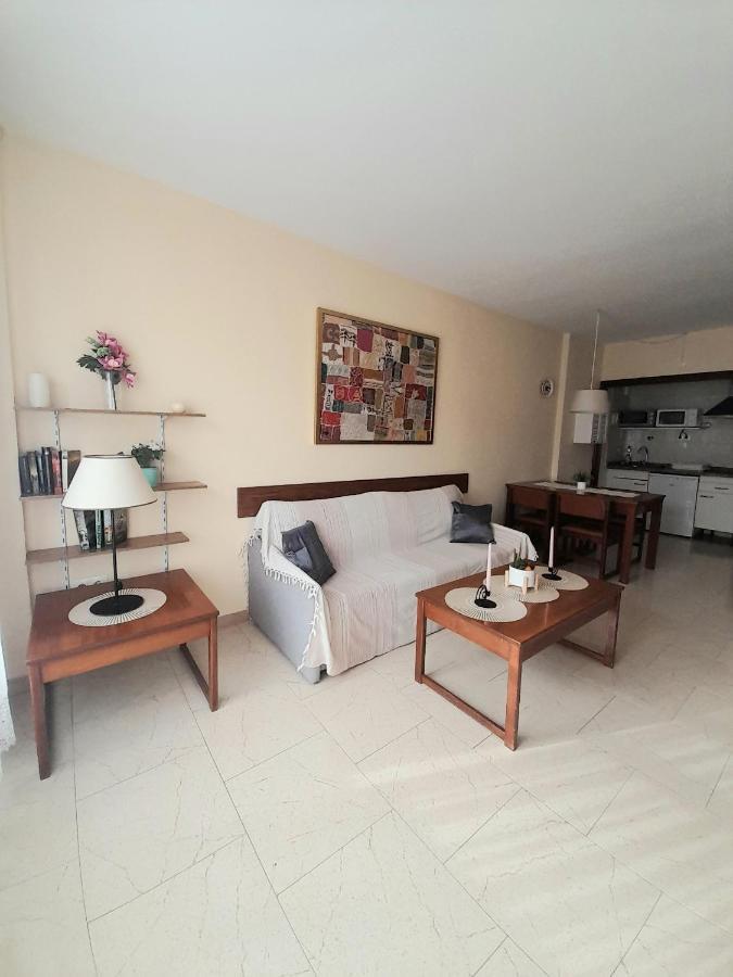 Nice Apartment In Hotel Ronda 4 First Beach Line Fuengirola Ngoại thất bức ảnh