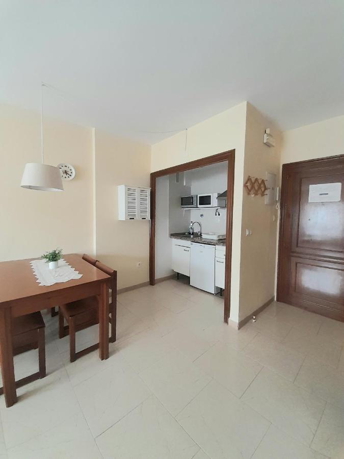 Nice Apartment In Hotel Ronda 4 First Beach Line Fuengirola Ngoại thất bức ảnh