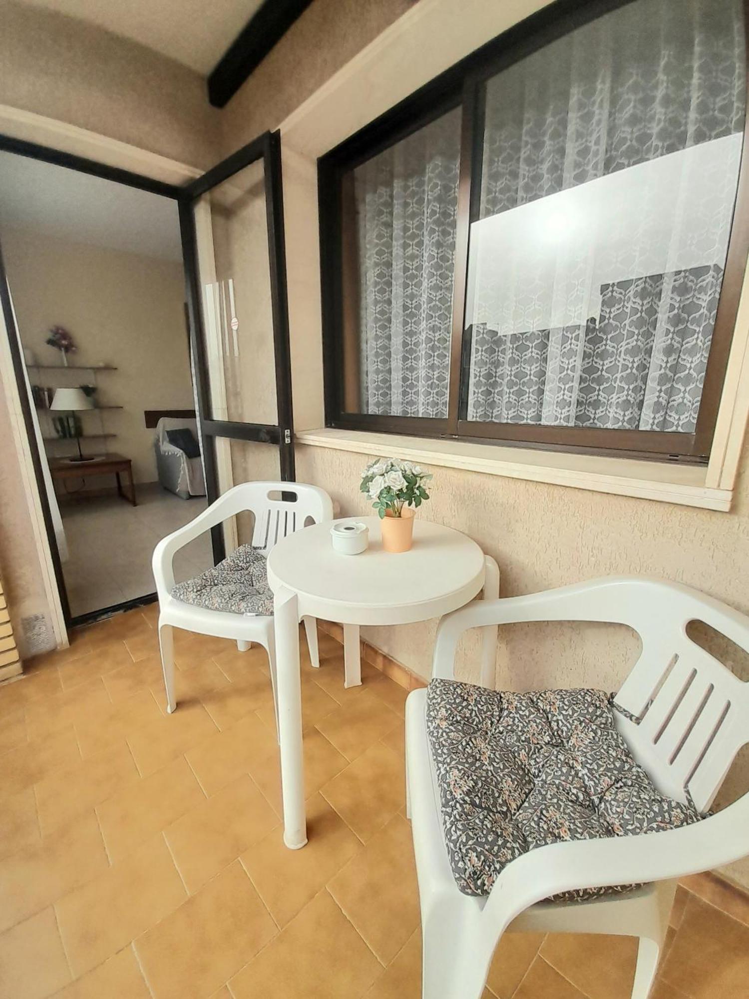 Nice Apartment In Hotel Ronda 4 First Beach Line Fuengirola Ngoại thất bức ảnh