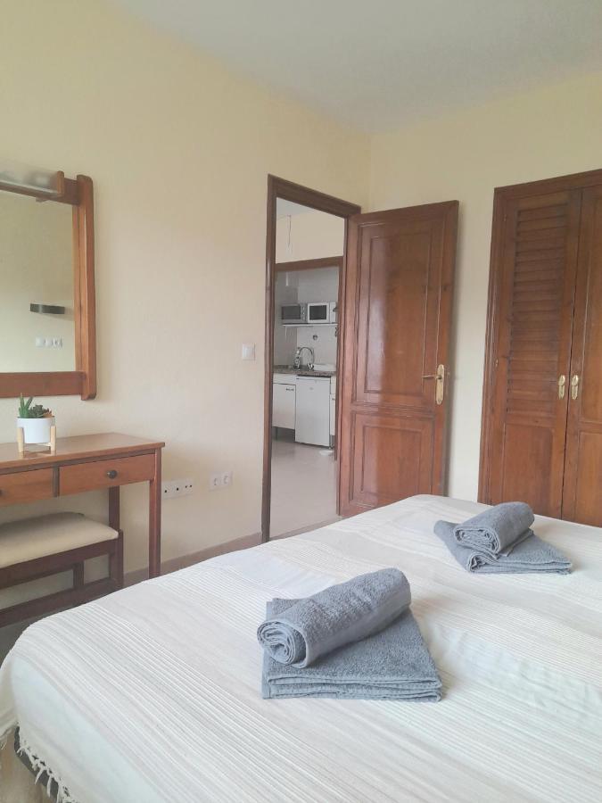 Nice Apartment In Hotel Ronda 4 First Beach Line Fuengirola Ngoại thất bức ảnh