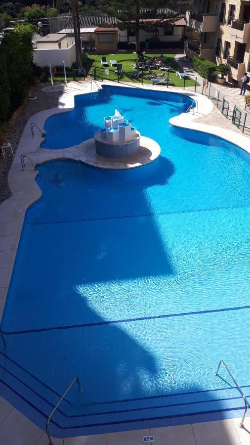 Nice Apartment In Hotel Ronda 4 First Beach Line Fuengirola Ngoại thất bức ảnh